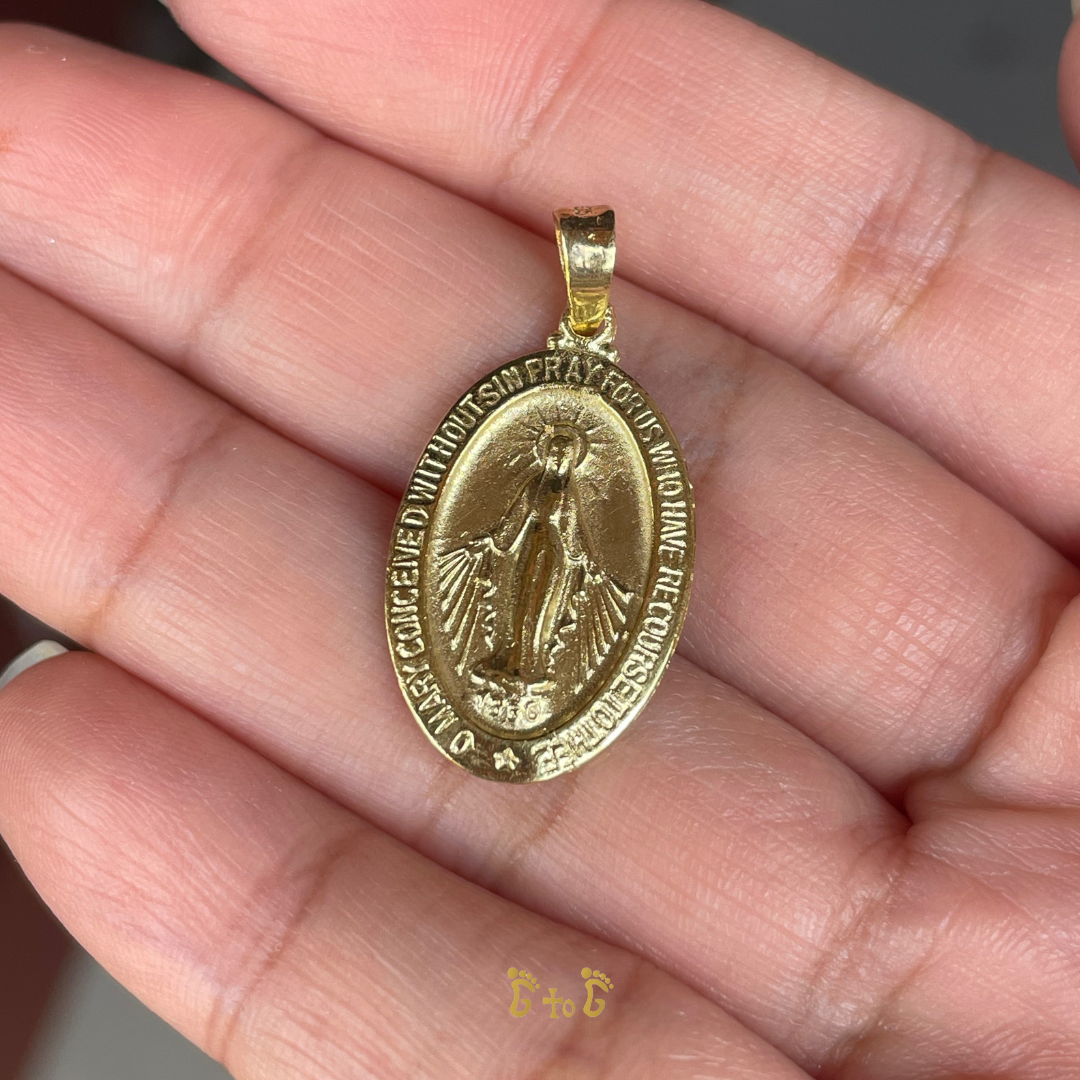 18k gold deals miraculous medal pendant