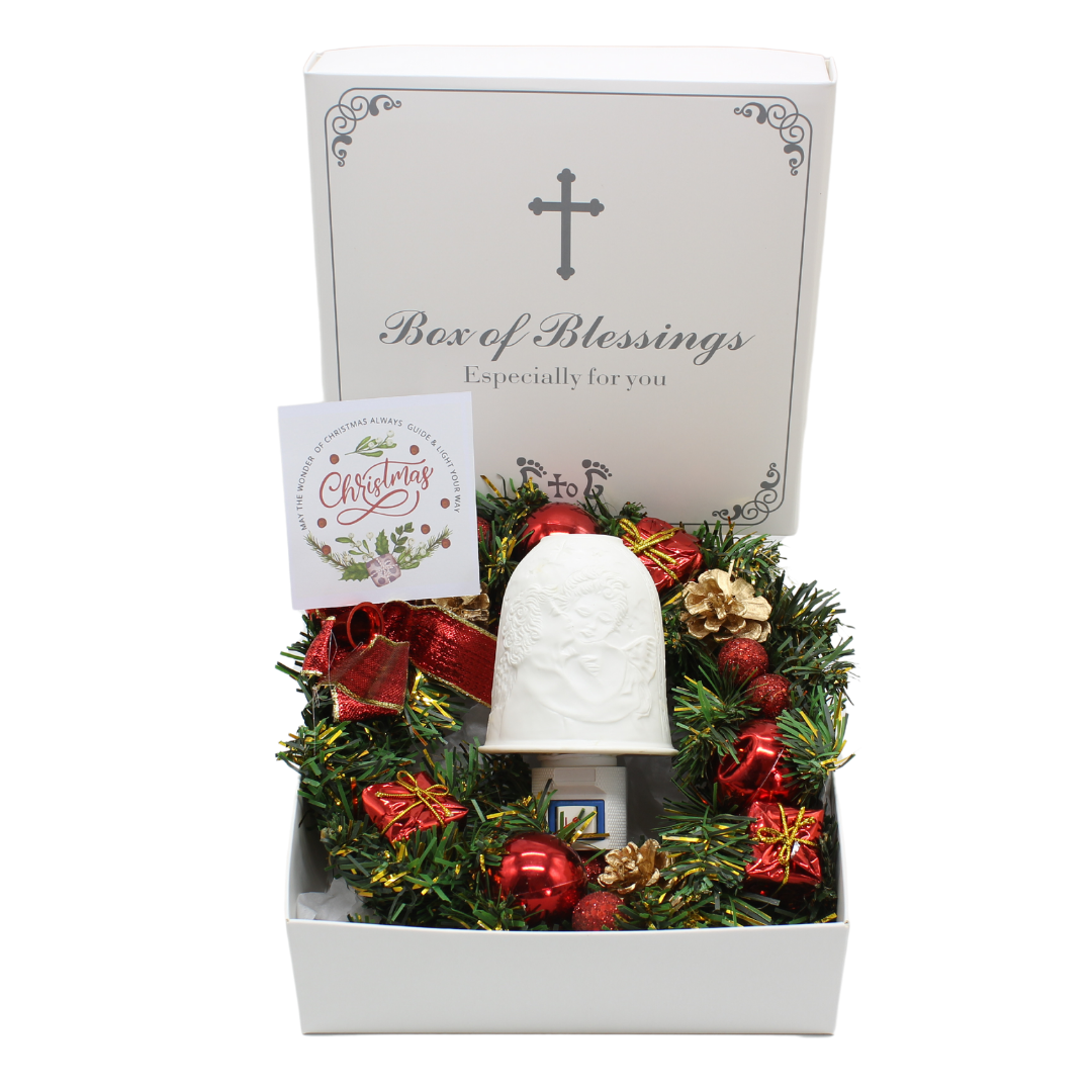 Christmas Gift Set - Angel Night light/Wreath set